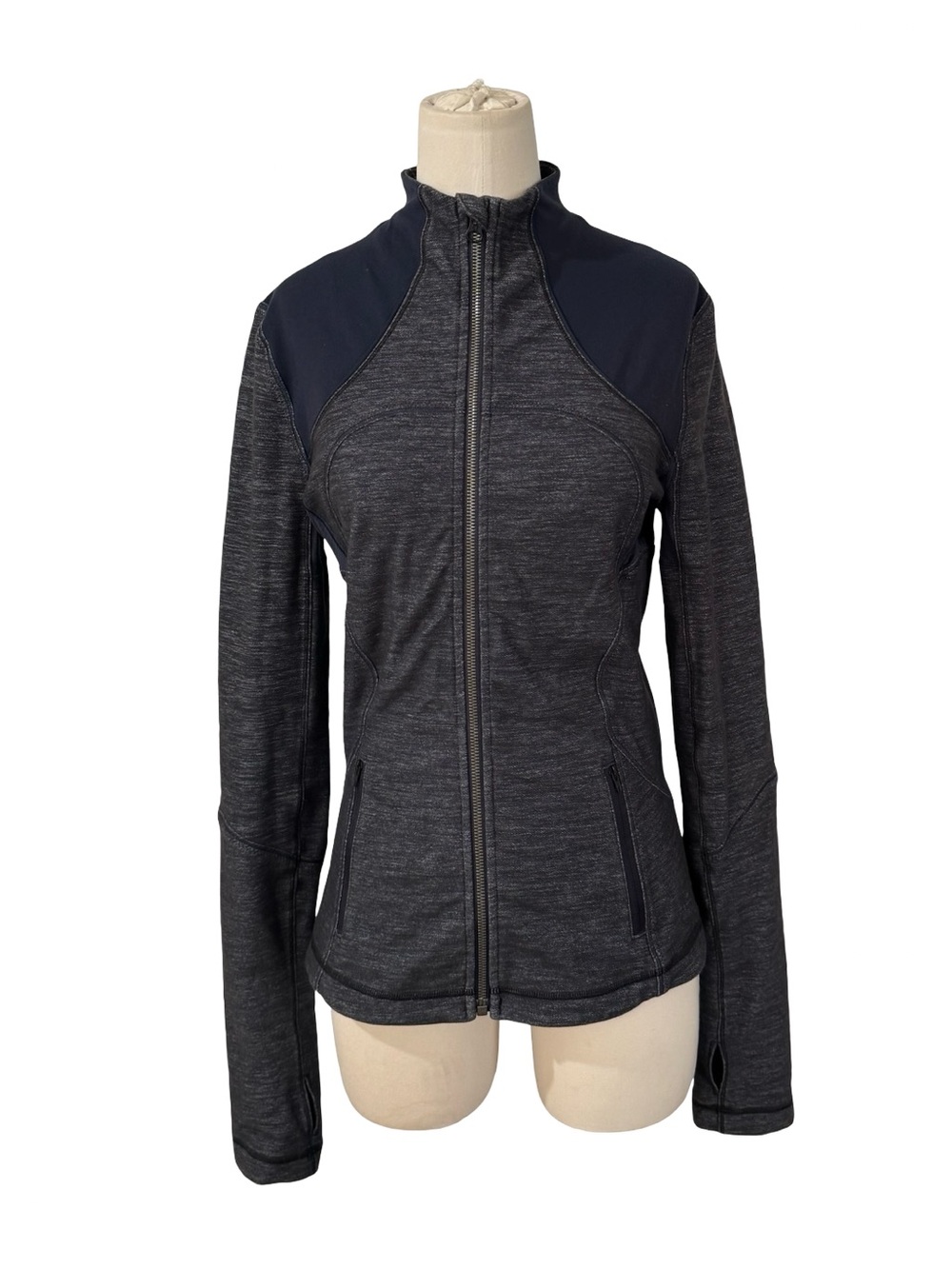 Lululemon Forme Jacket
Reversible Slub Denim Inkwell / Inkwell